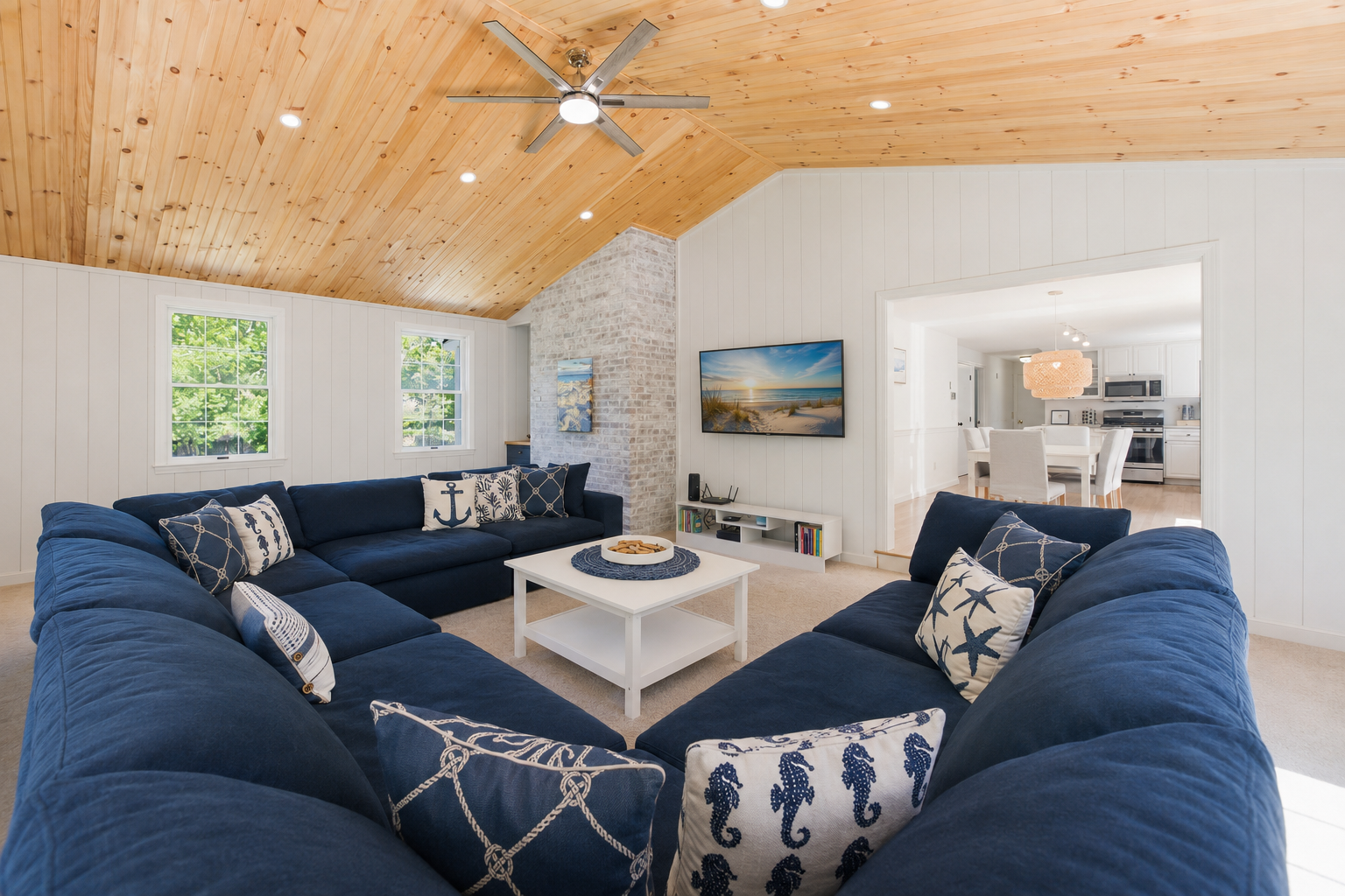 Near the Beach & Wequassett! Family Friendly!