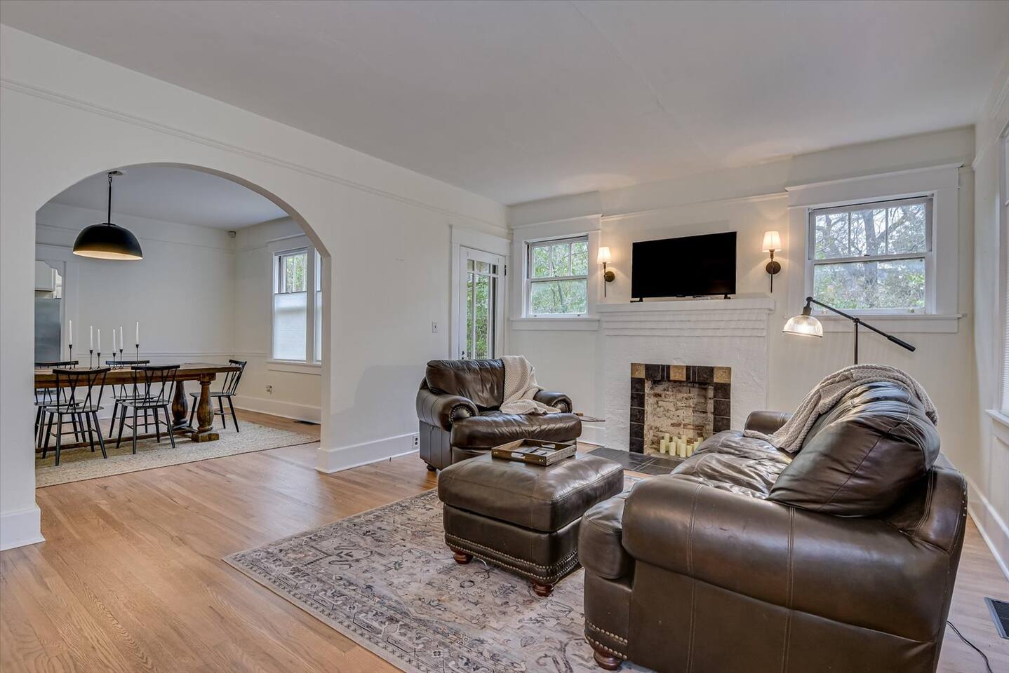 Charming 3BD/2BA Historic Bungalow - SuperHost!