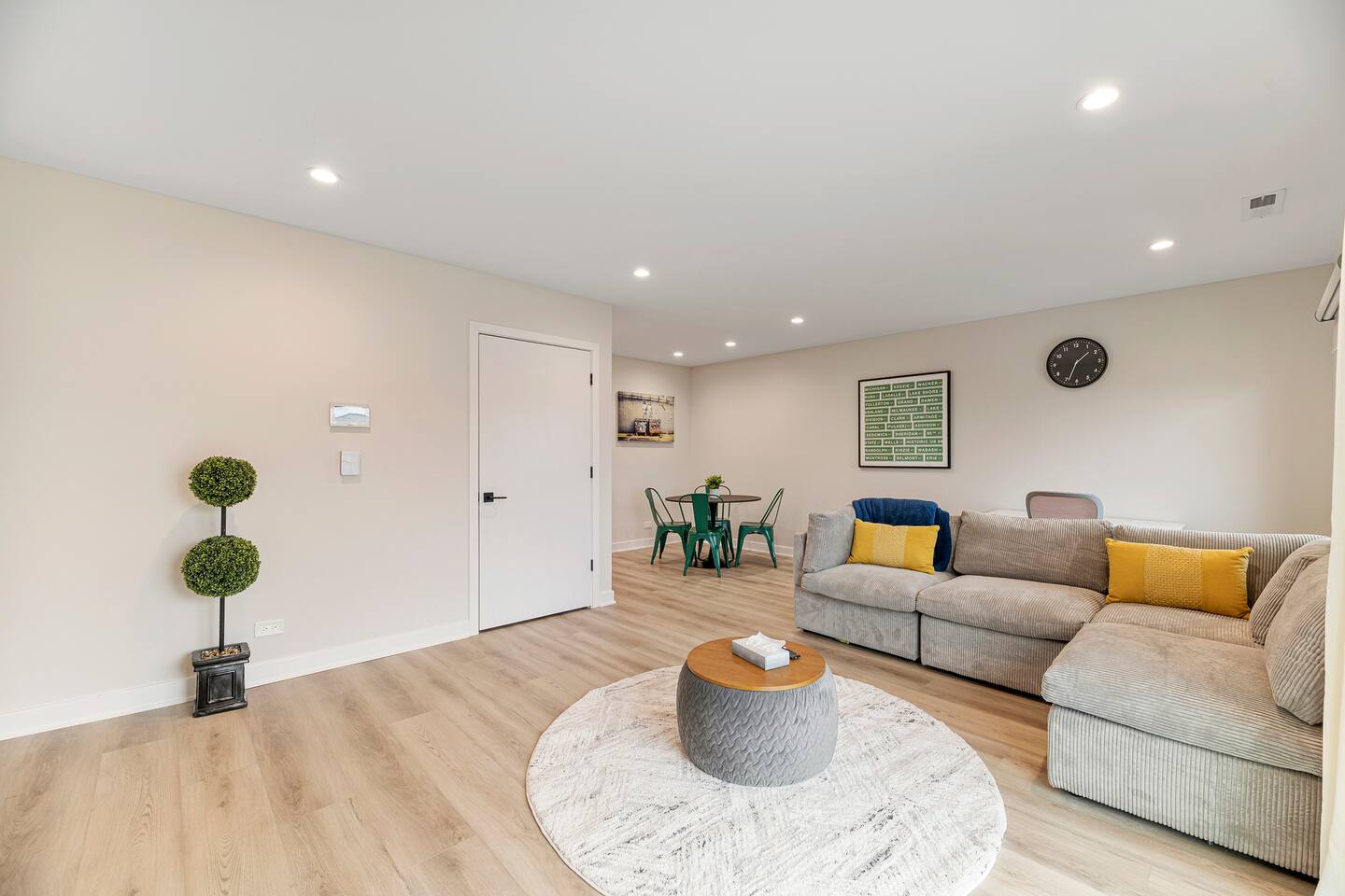 Beautifully remodeled, Perfect for large groups