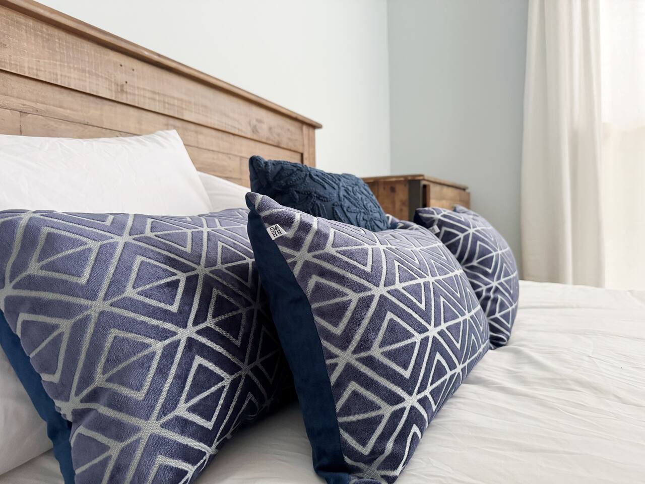 Haynie's Home | 2BD/1BA Stylish Apt in Home