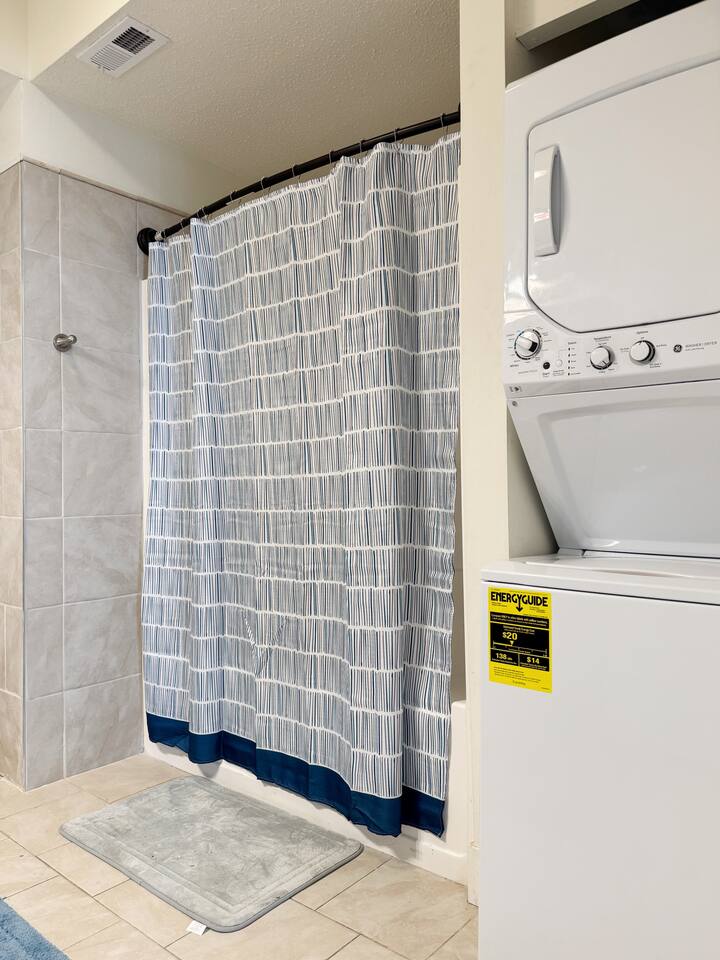 Haynie's Home | 2BD/1BA Stylish Apt in Home