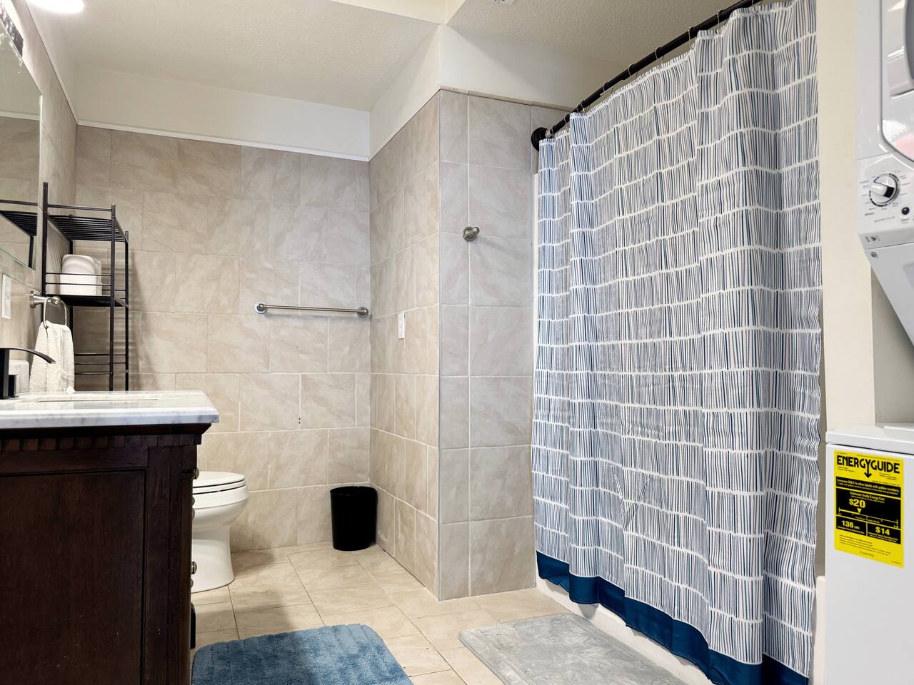 Haynie's Home | 2BD/1BA Stylish Apt in Home