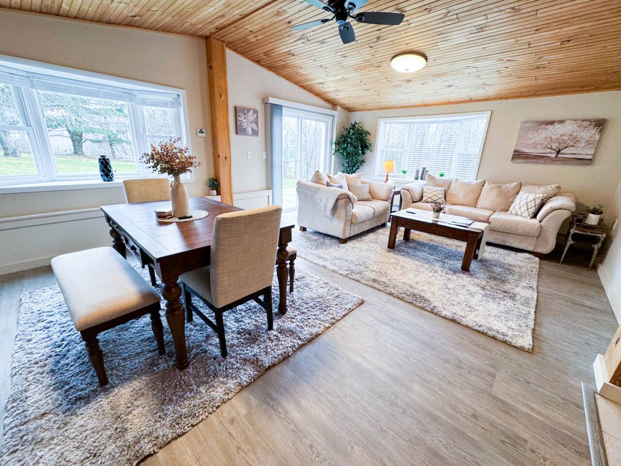 Country Hillside Retreat 7 Min to Cornell