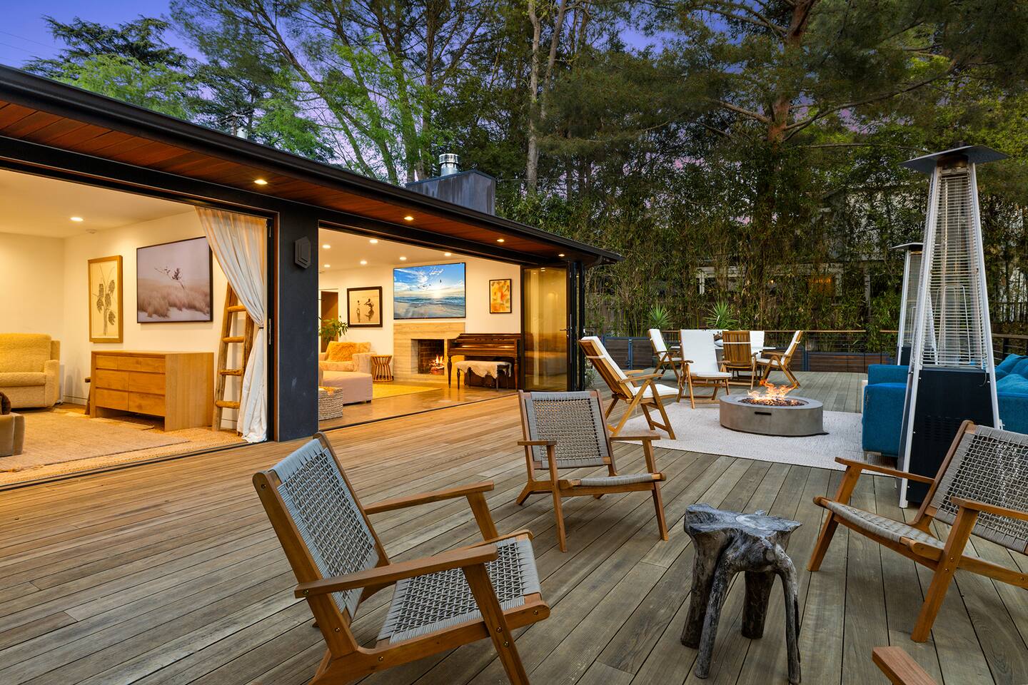 Mid-Century Gem in Hollywood Hills