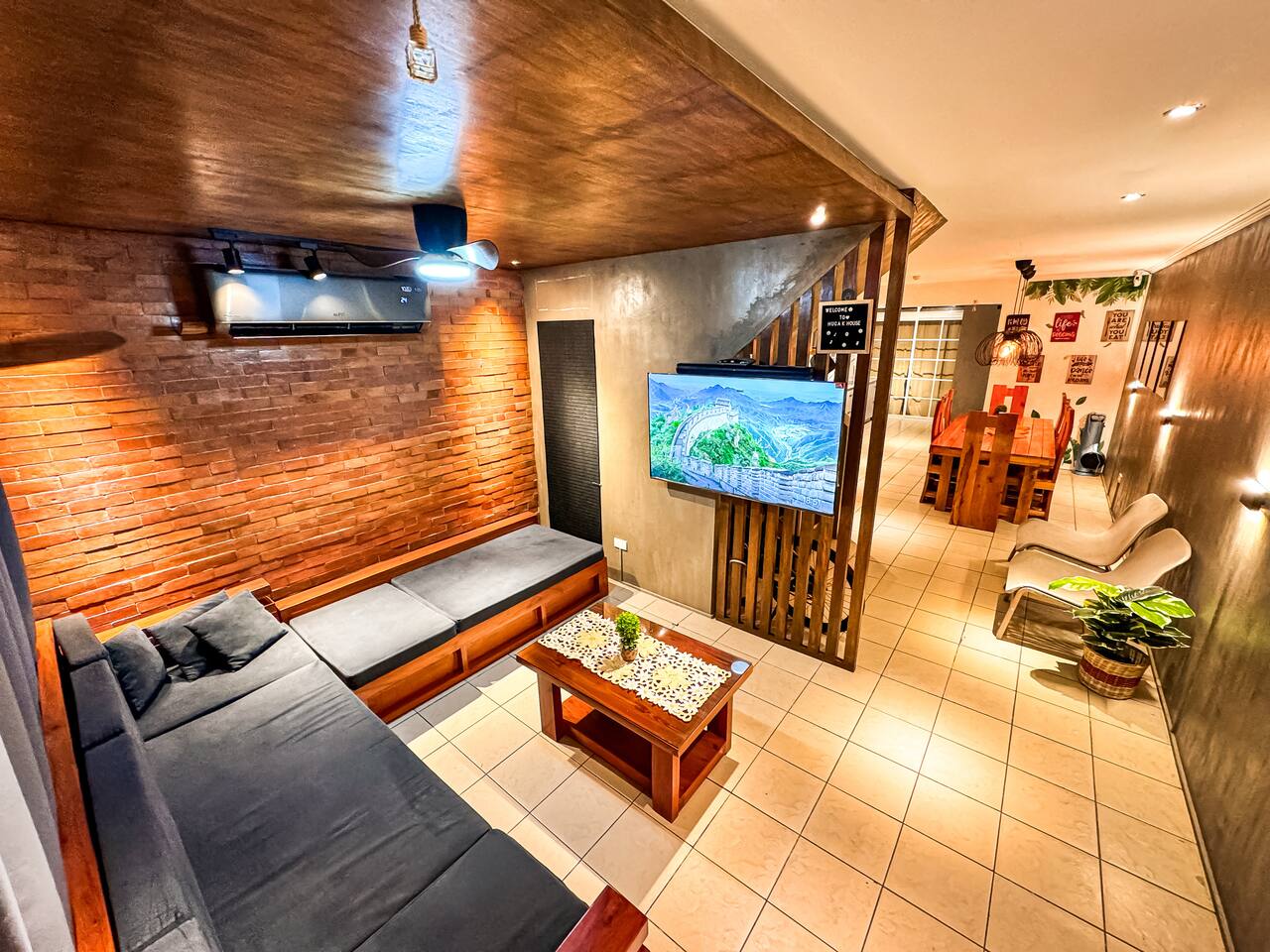 4BR Townhouse w/ Garage, Peaceful near Restaurants