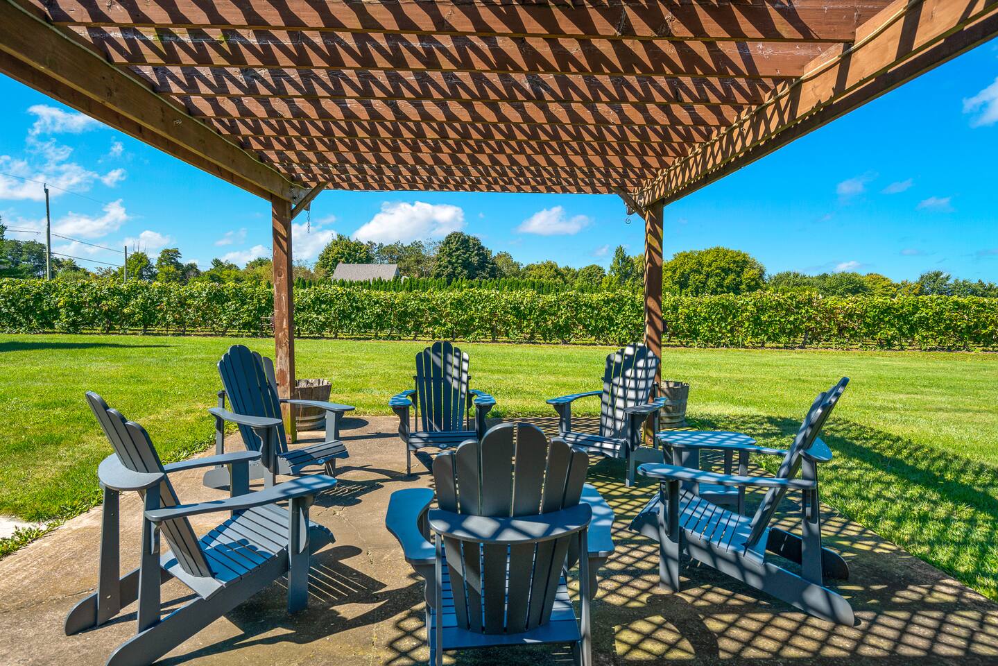 Vineyards Top 5% Pet Friendly NOTL Large Backyard