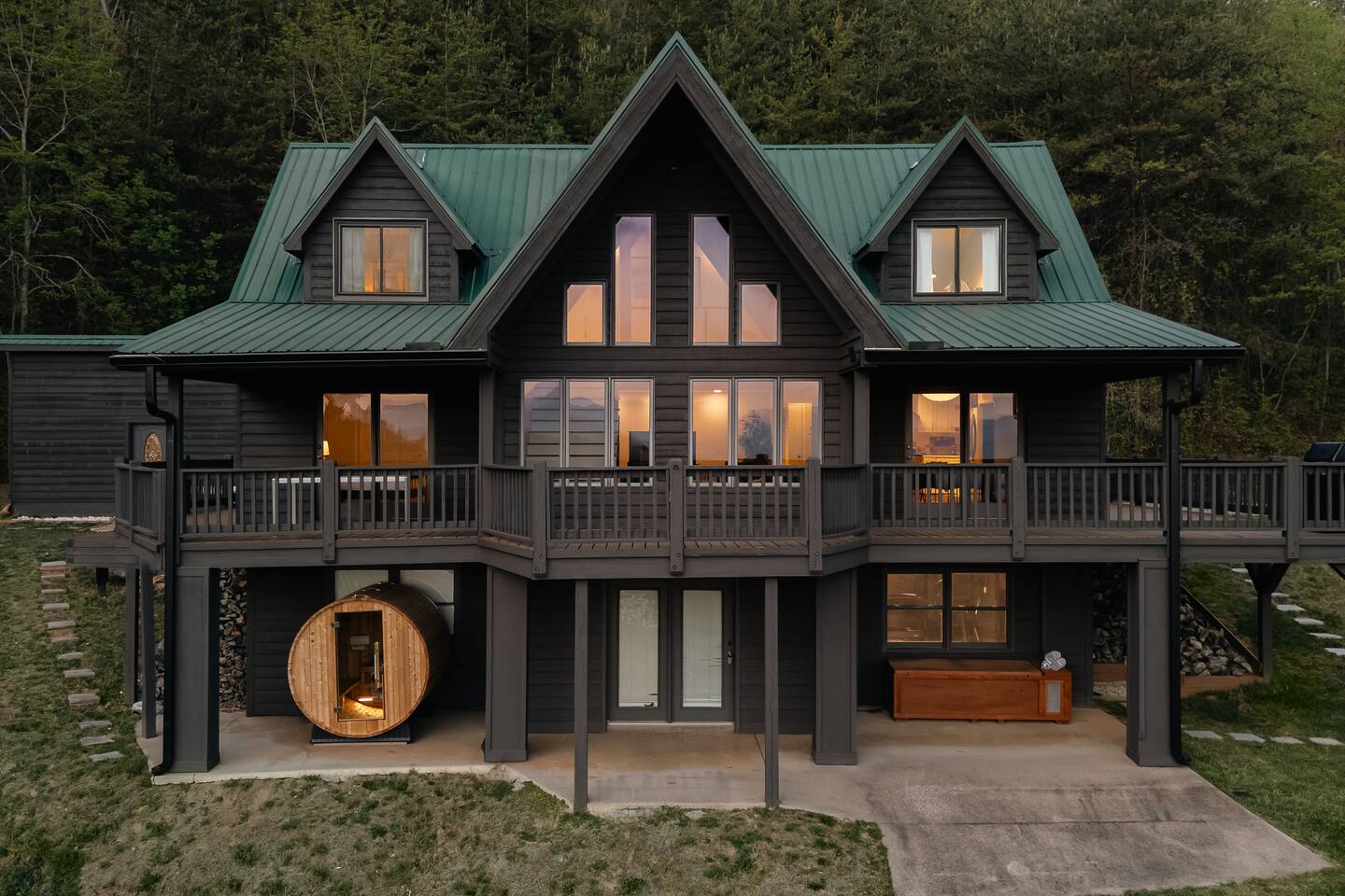 The Cabin at Whispering Wind