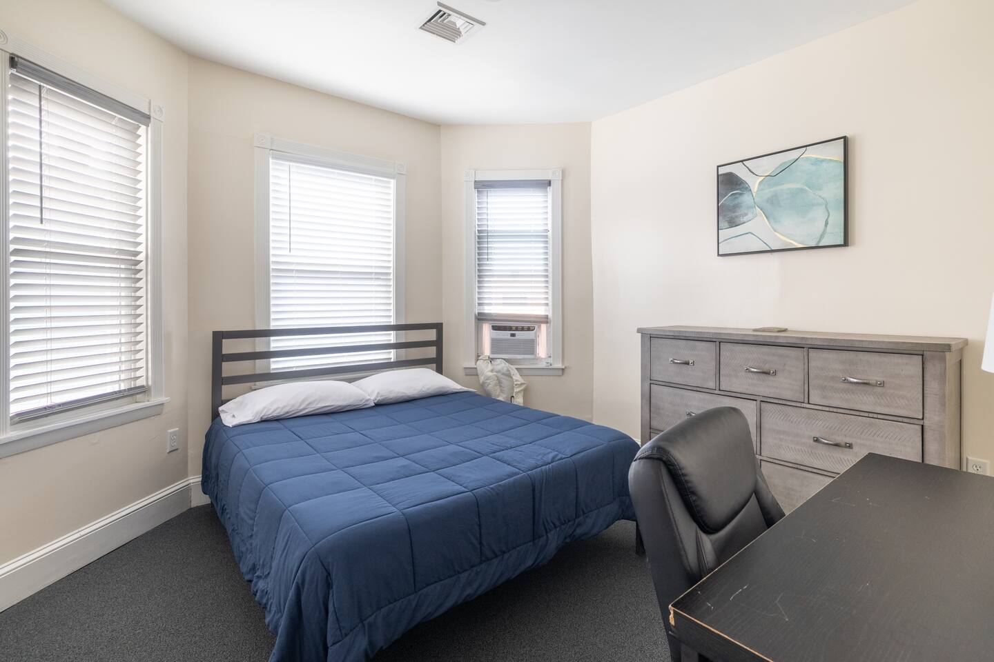 Spacious Condo • Quick Drive to Everything