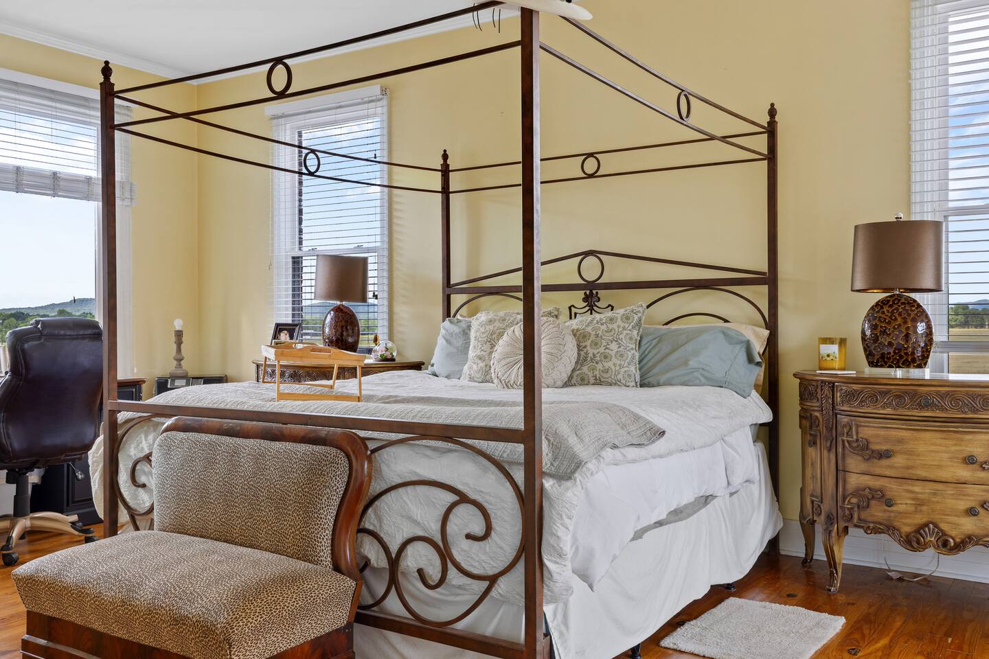 Genesis Country Estate / Master Bedroom