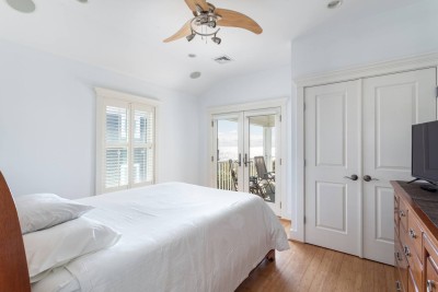 234 Sand Hill Cove