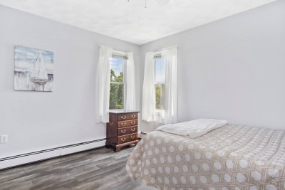 Bedroom #1: Upstairs Queen