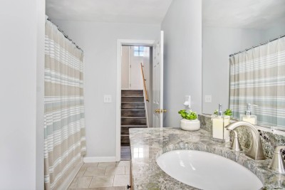 Full Bathroom #2: Downstairs