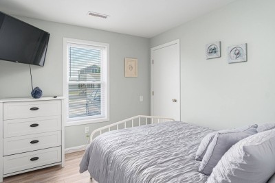 Bedroom #4, Queen Bed