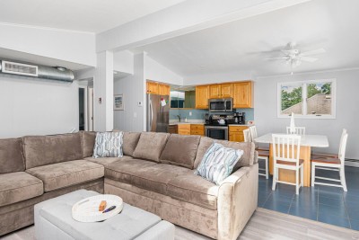 Open concept Kitchen and living area
