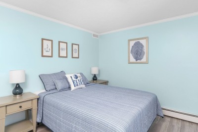 Bedroom #2 (Queen Bed):  Lower Level
