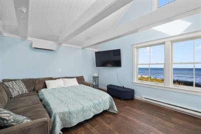 1 Second floor living room with pull out couch and spectacular Ocean View