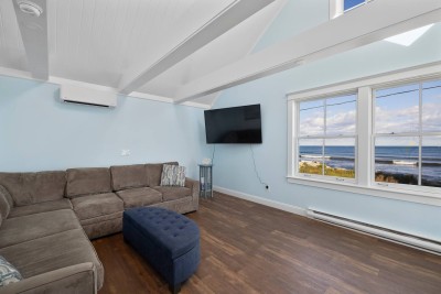 1 Second floor living room with spectacular Ocean View