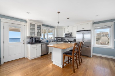 1007 Matunuck Beach