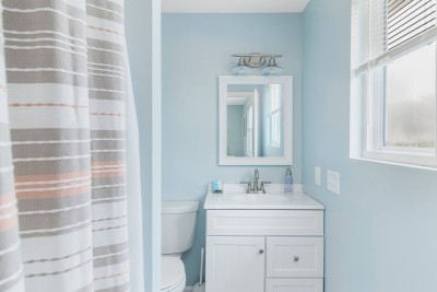 Bathroom #2 Top floor. Master Bedroom. Walk in Shower, Sink, Toilet)