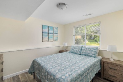 Bedroom #6: Bottom Floor (Queen)
