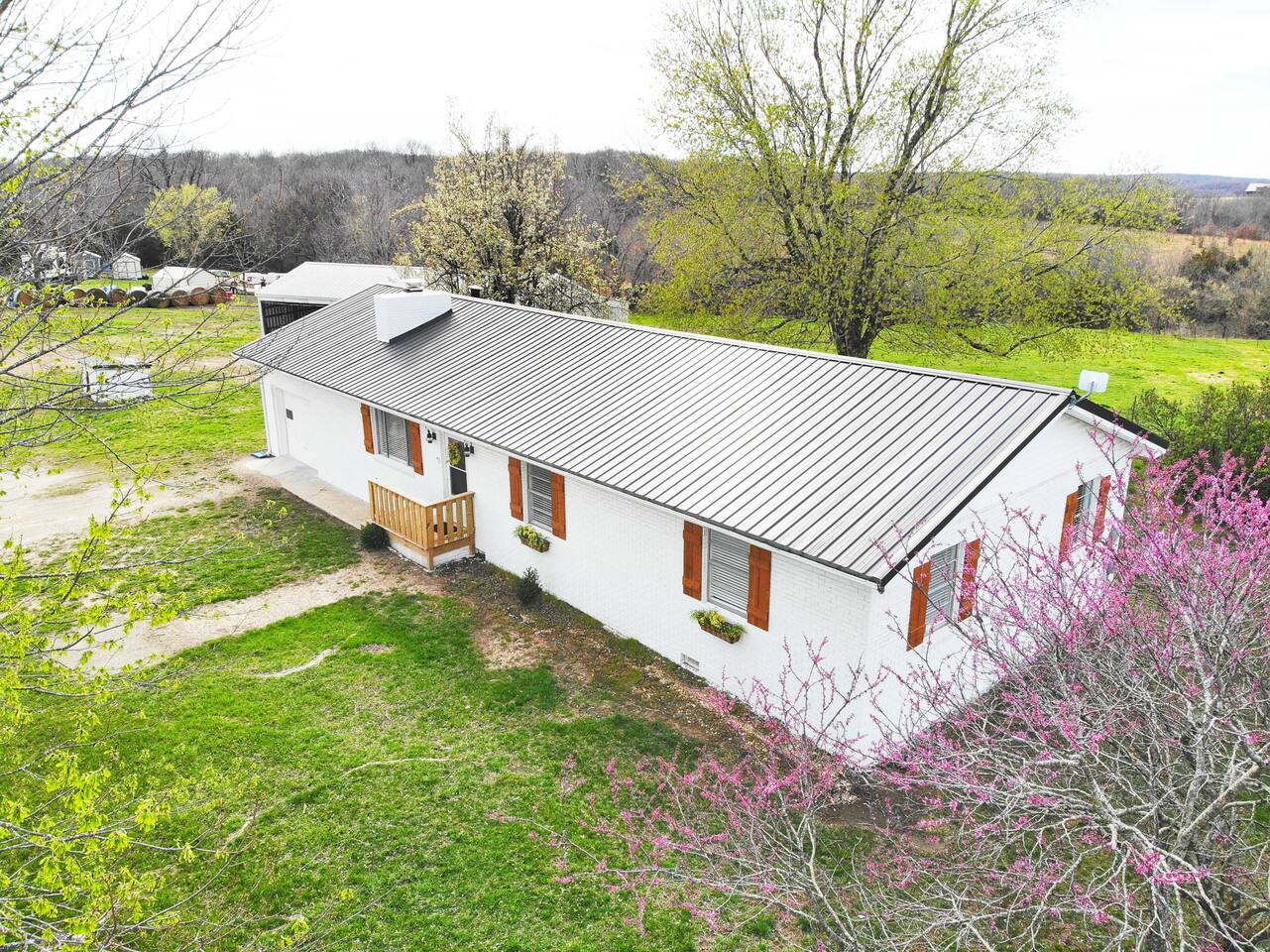 Route 66 Country Farm House - Near Springfield