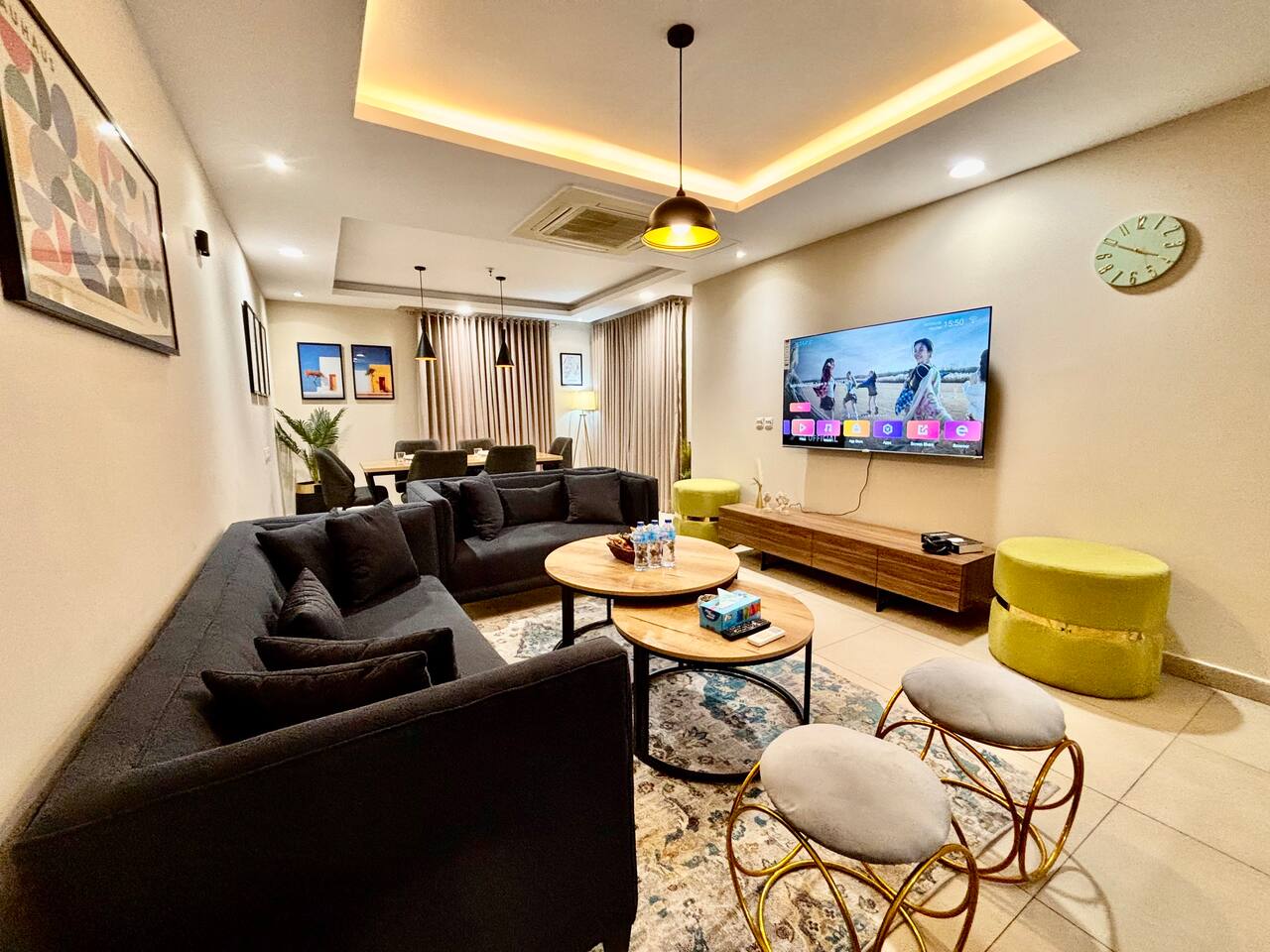 Bauhaus Design @ Gold Crest Mall