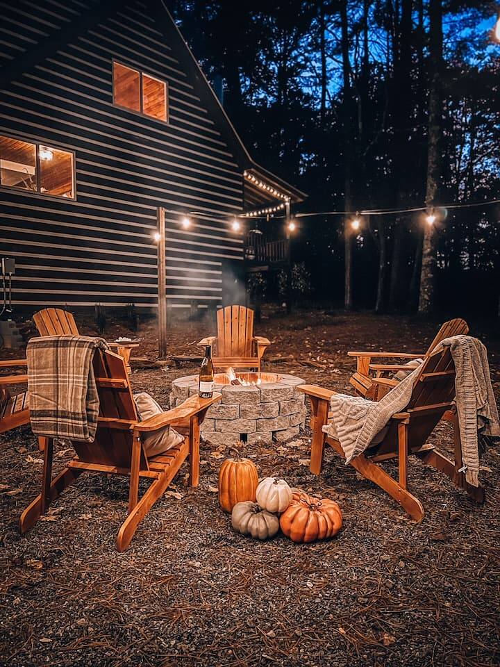 Family Friendly Cabin+Hot Tub: Cool Summer Nights