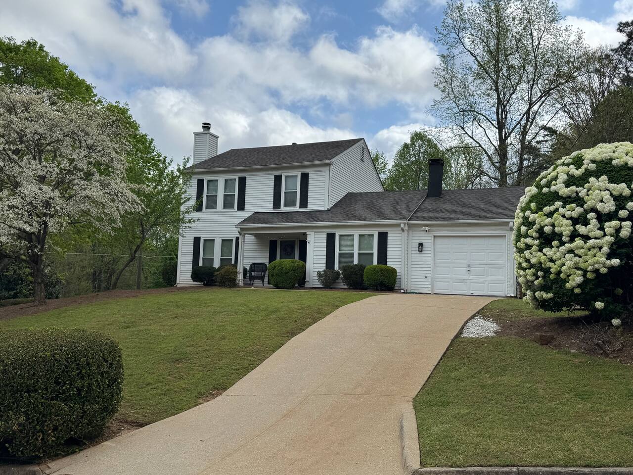 Spacious Family Home Near Avalon