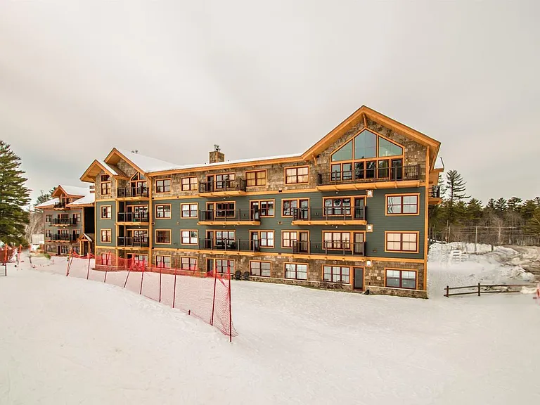 The building is right at Cranmore Mountain