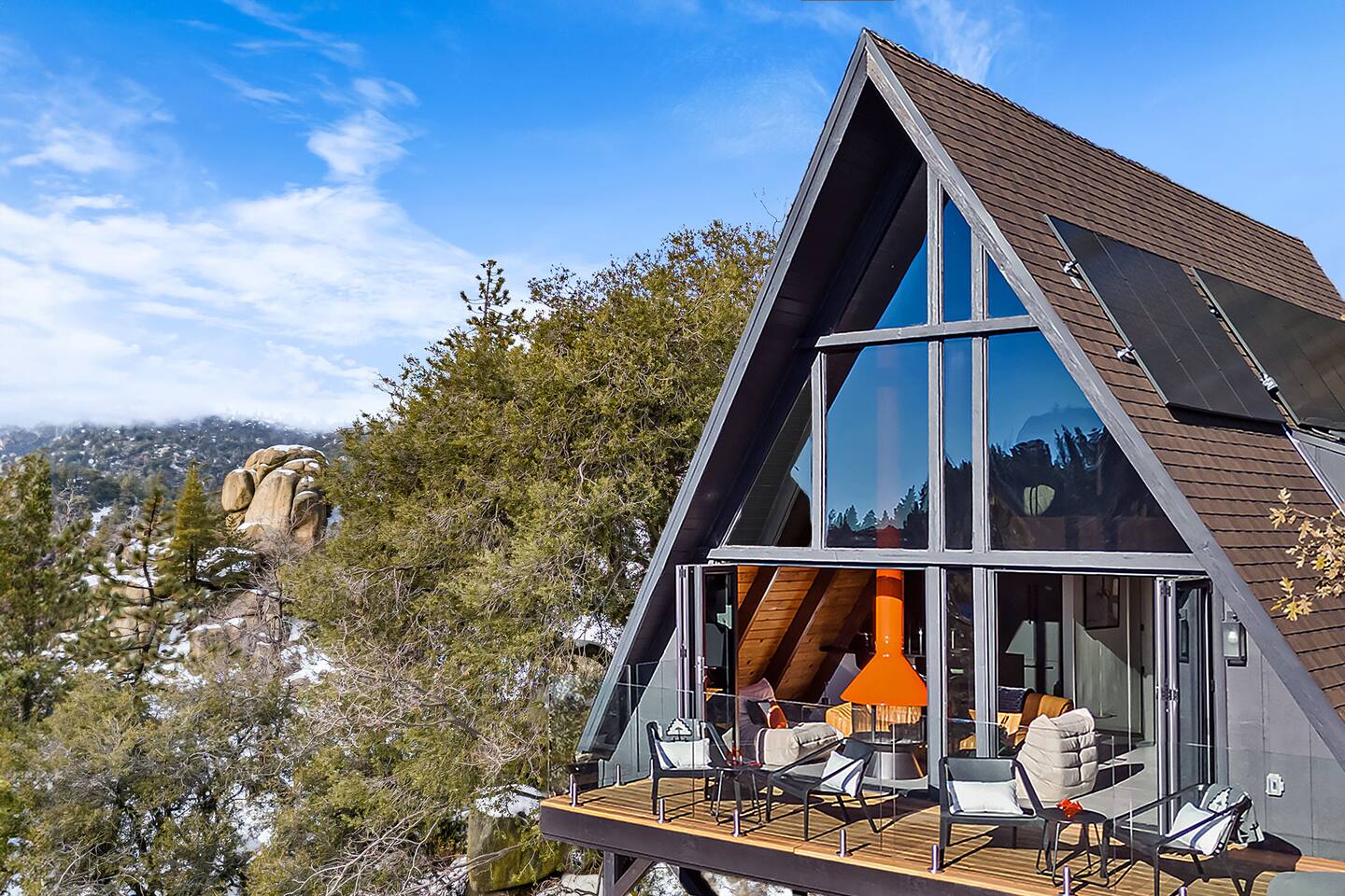 Modern Swiss Chalet | Sweeping Views | Hot Tub