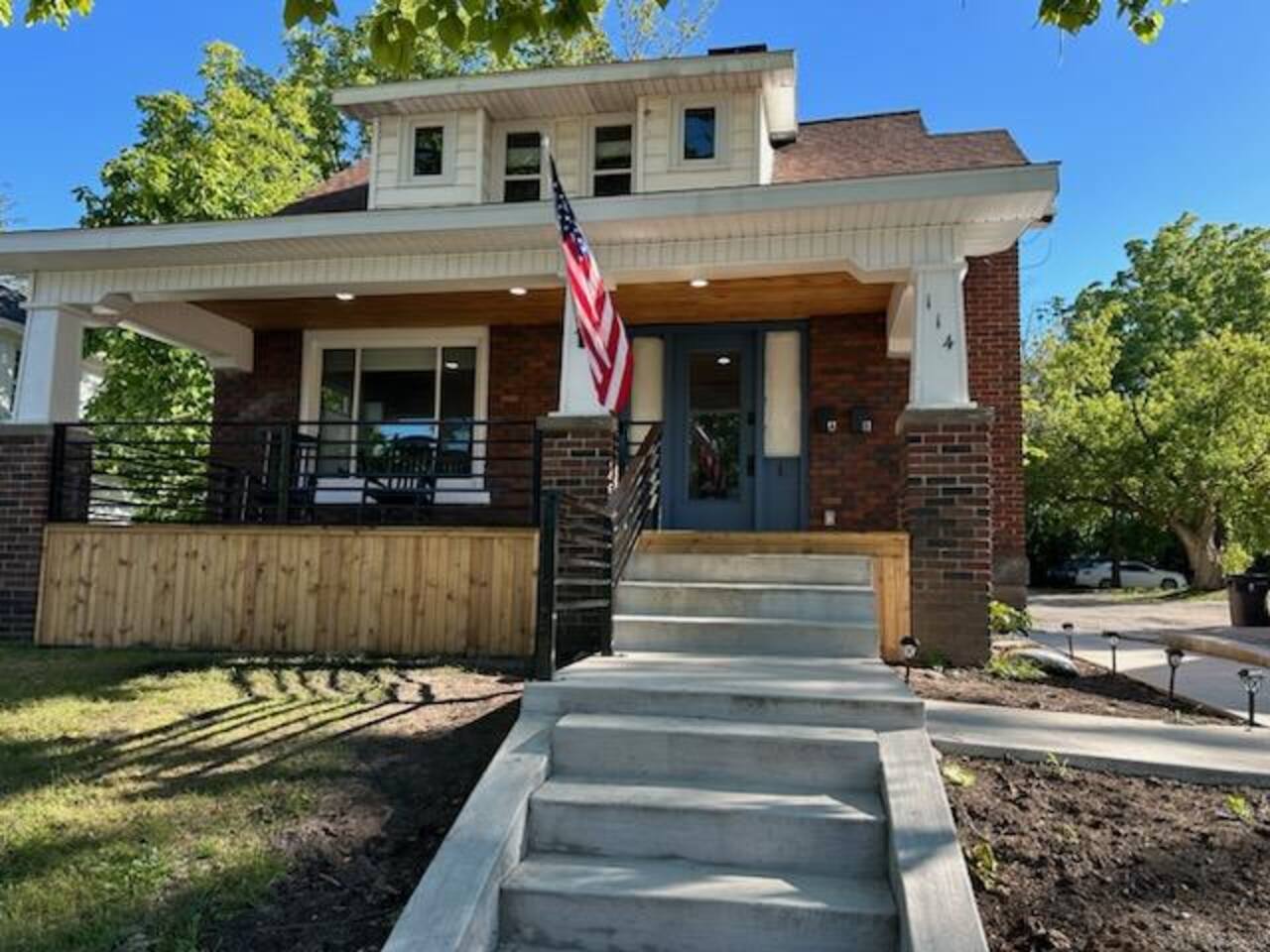 Newly Remodeled 3 Bed/1 Bath Duplex - UNIT A