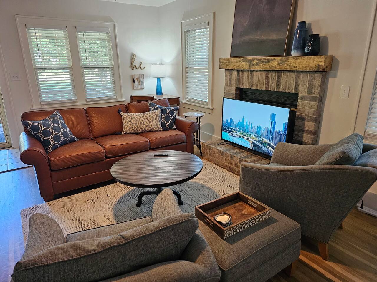 Porch Swing Place - Newly Renovated Charm