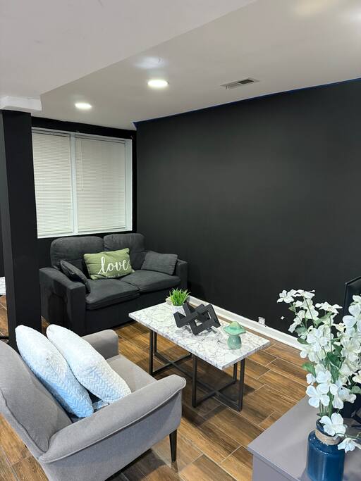 The Noir Nook | Med District | 2A