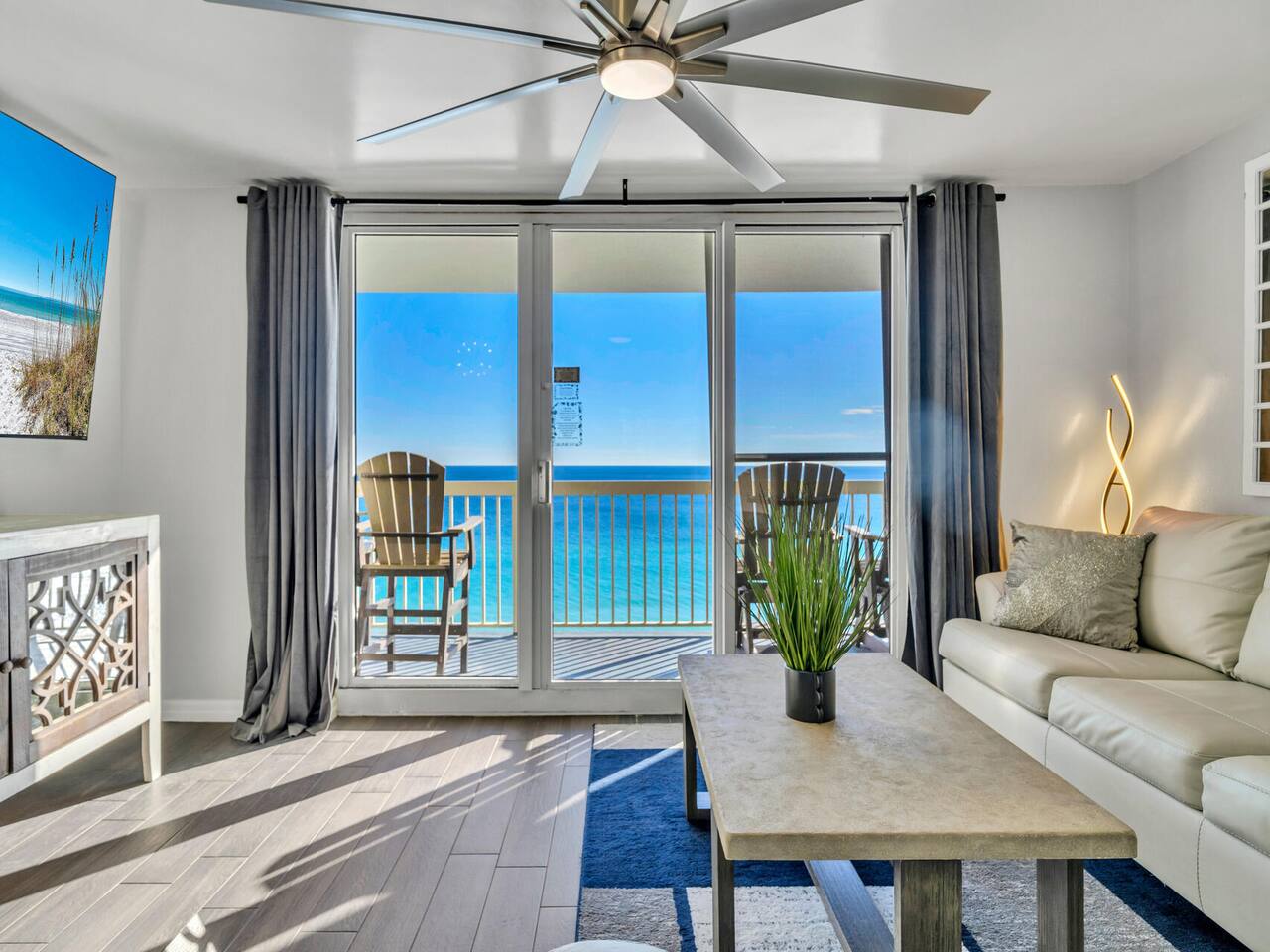 Pelican Beach Resort Unit 1109