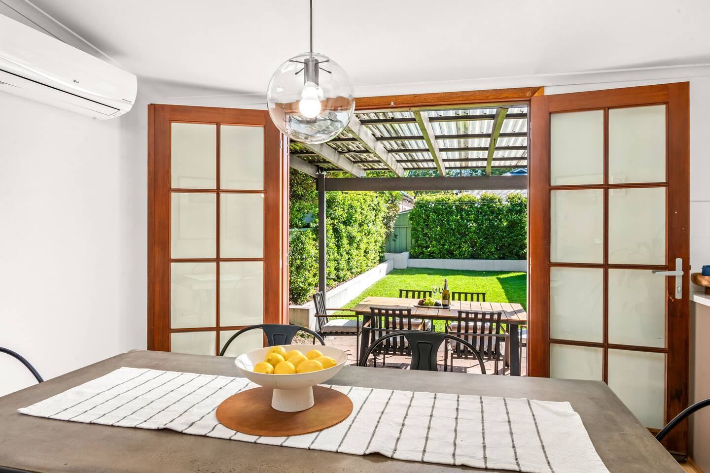 Vogue - Dog Friendly - 10 min to City