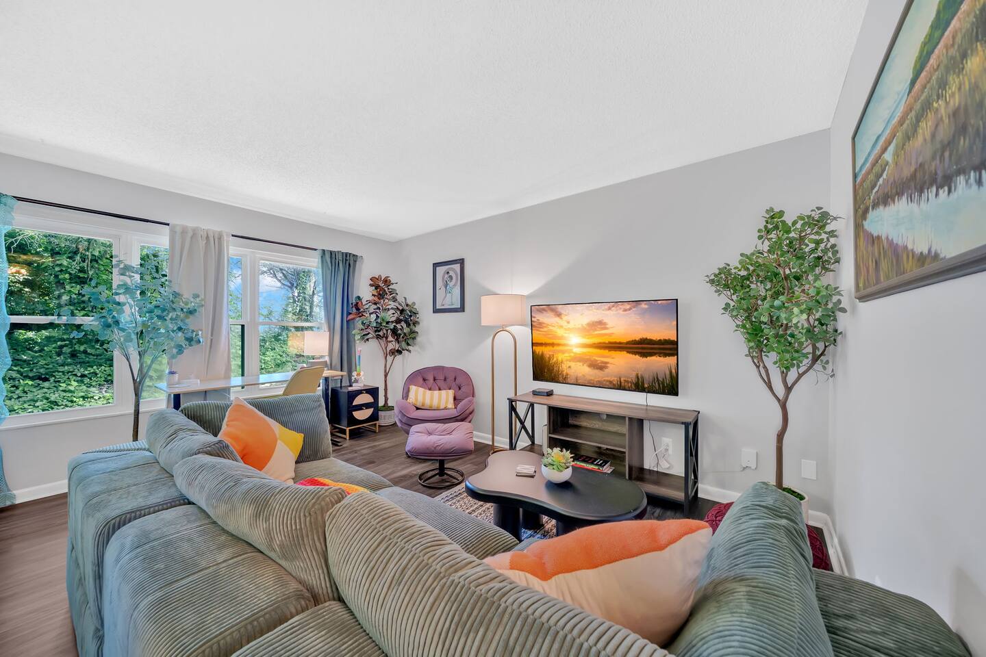 Charming Retro West Knox Pad | WFH & Walking Pad