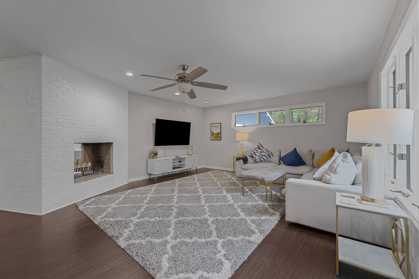 Spacious & Quiet 5BR Golf Retreat - Sleeps 14