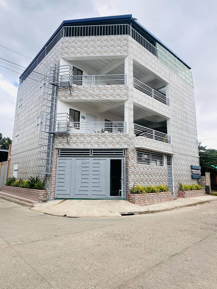 CozyTransient/1BR/1bathR/2-4fx/free parking/wifi
