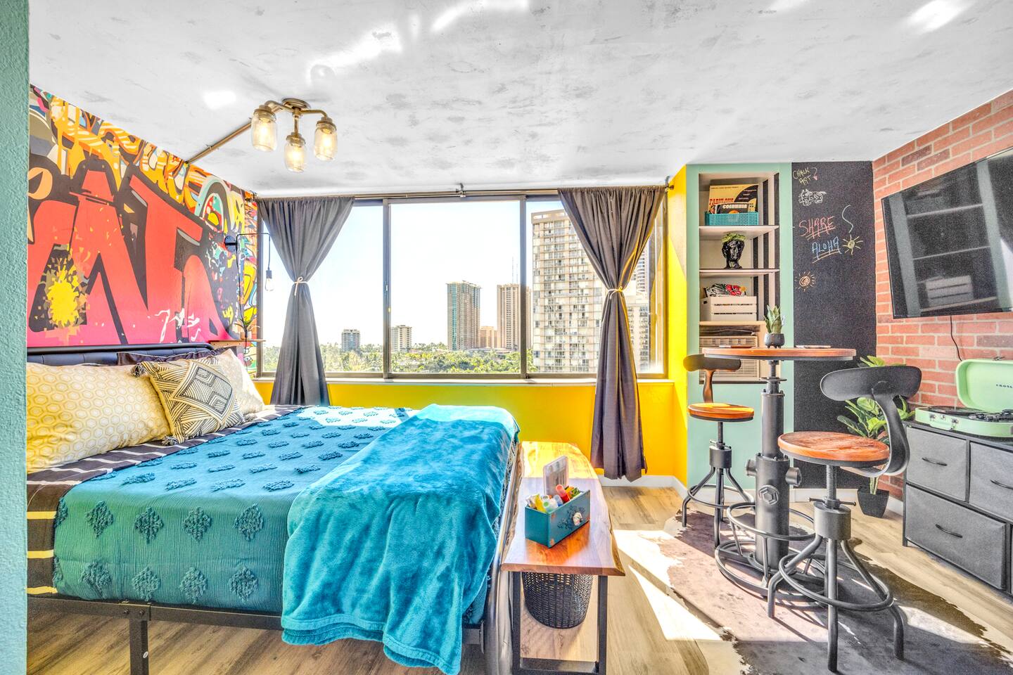 Ocean view Art Inspired Loft