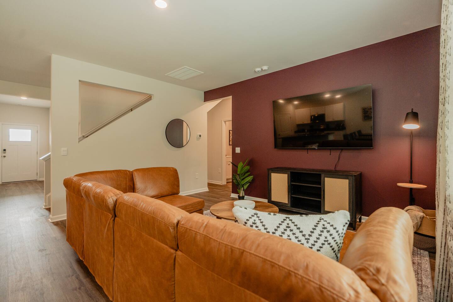 5BR/3B, Sleeps 13, Pets+, Garage - 6 months