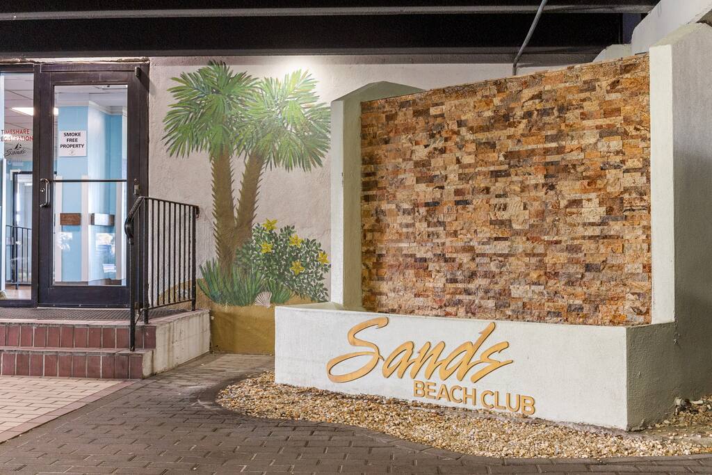 Sands Beach Club 727 Ocean Front