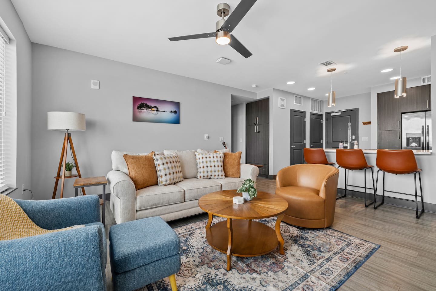 Stylish 2BR unit w/ gym access & parking