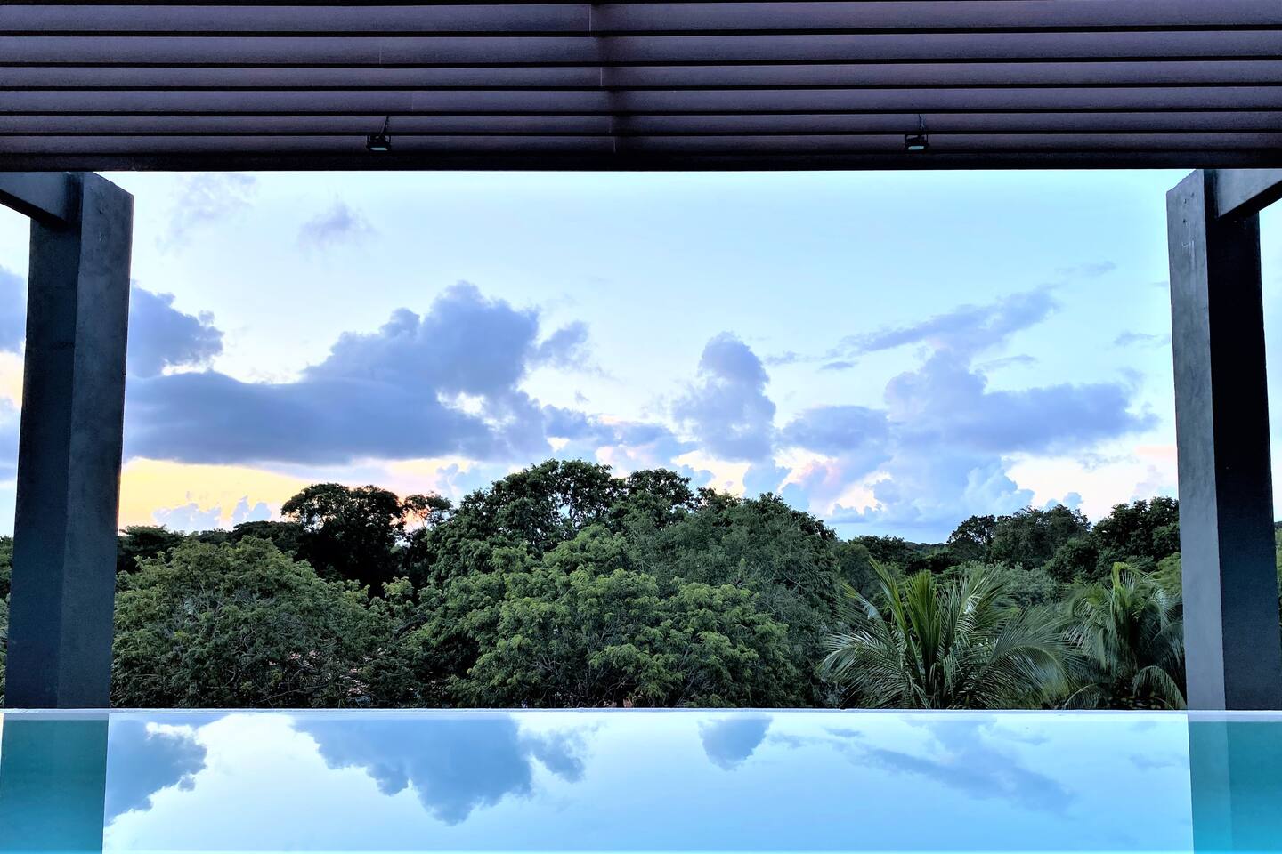 Upscale 2BR Penthouse w/Private Rooftop