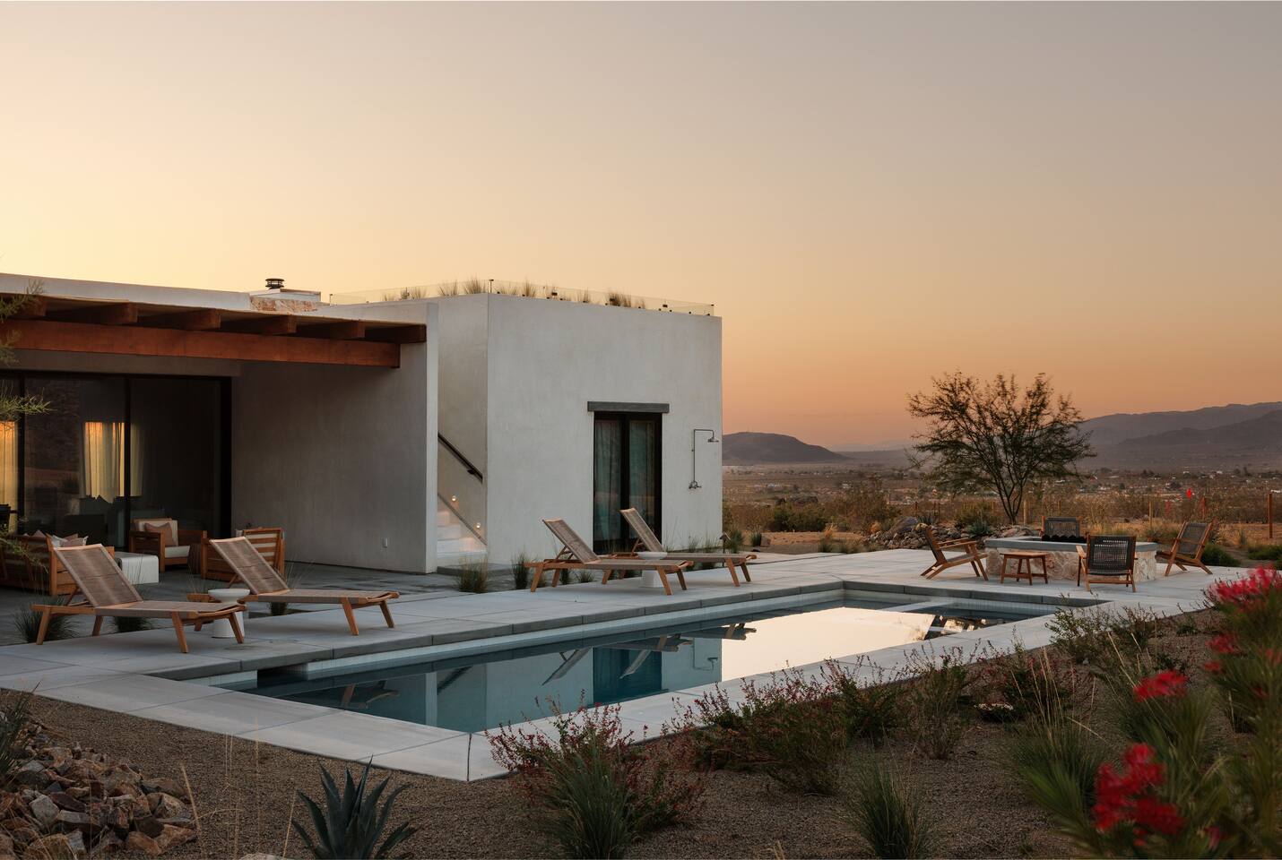 Pool, Spa, Rooftop Deck - Villa Paros