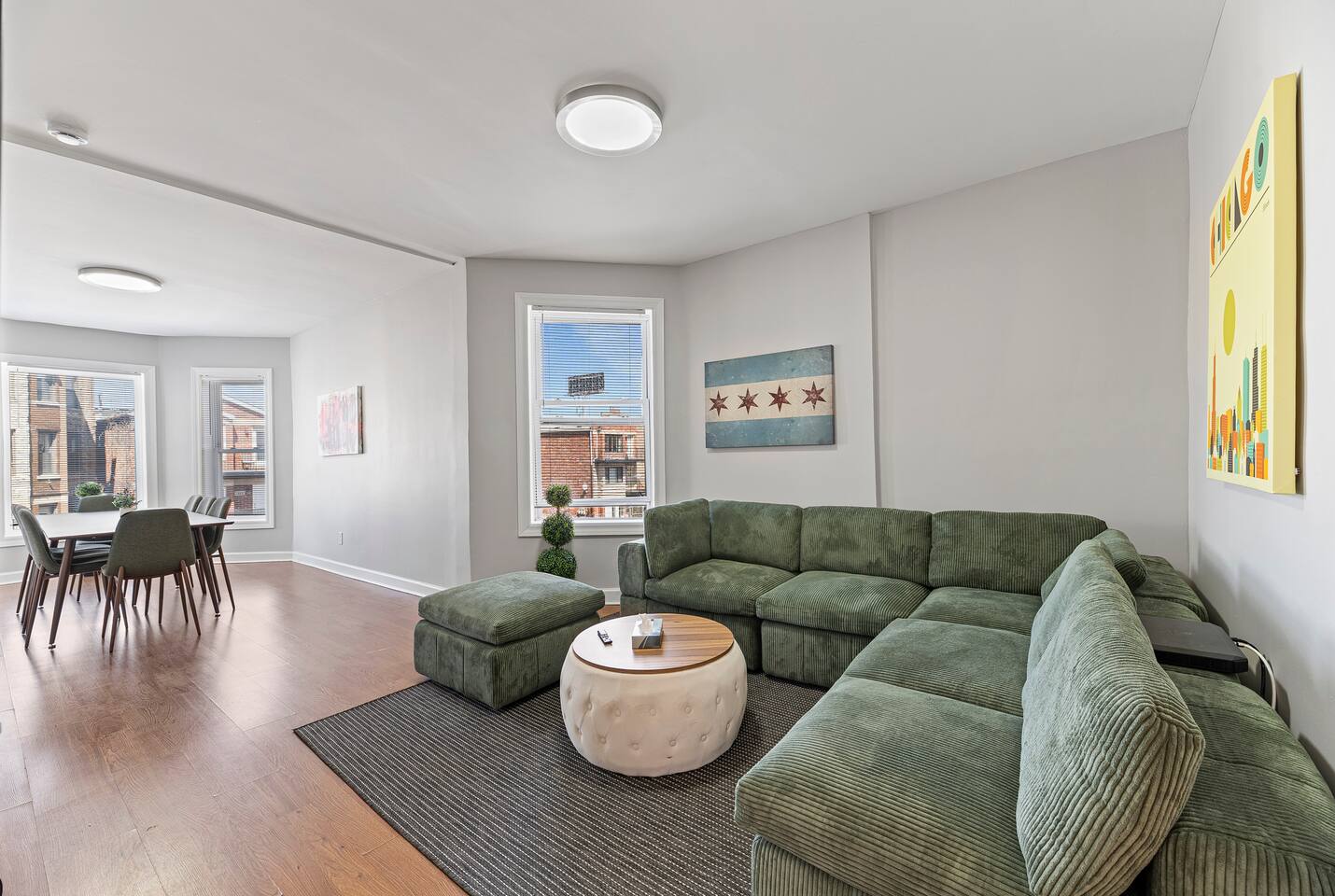 Modern 3BR Urban Retreat | Near Med District & UIC
