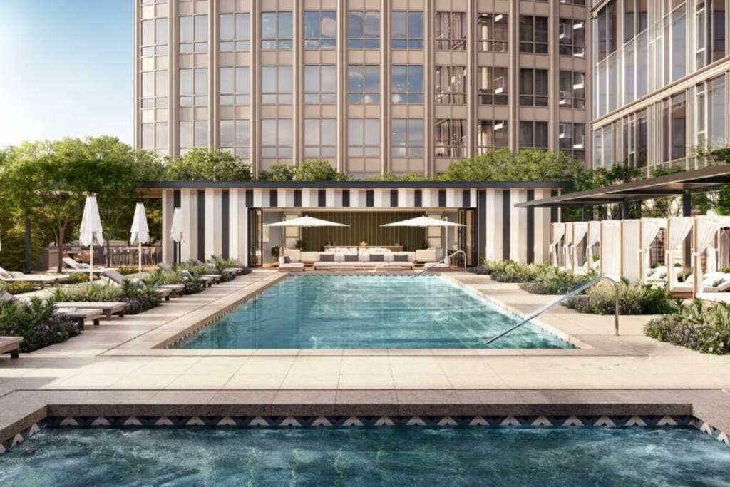 Epitome of Luxury Condo in DTLA