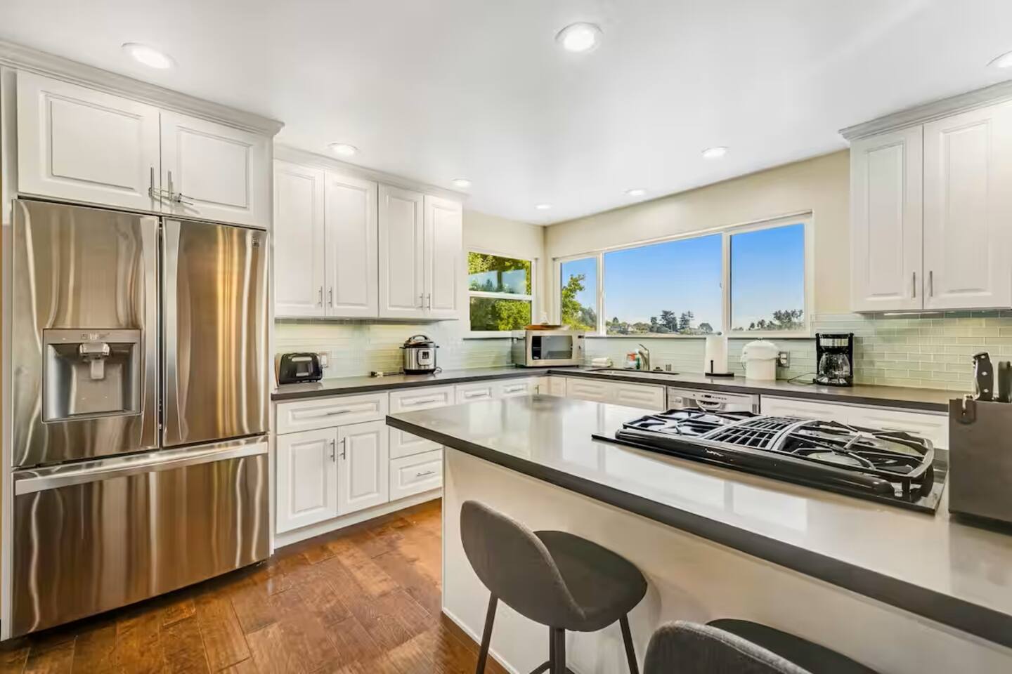 Counter seating for casual moments.