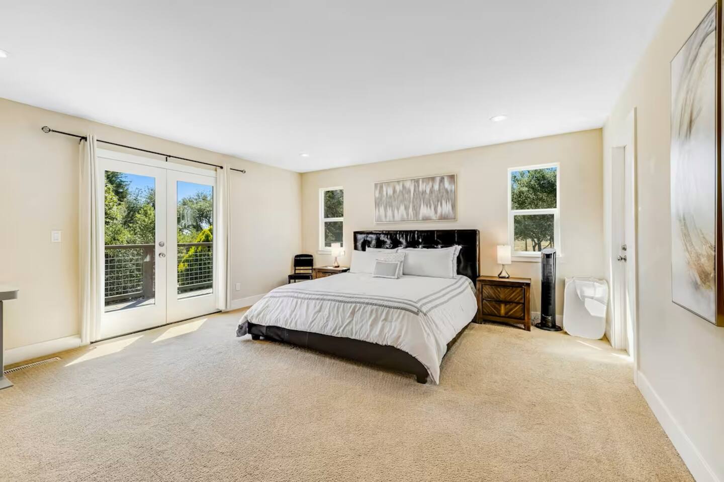 A king-size bed, serene atmosphere—your perfect getaway retreat.