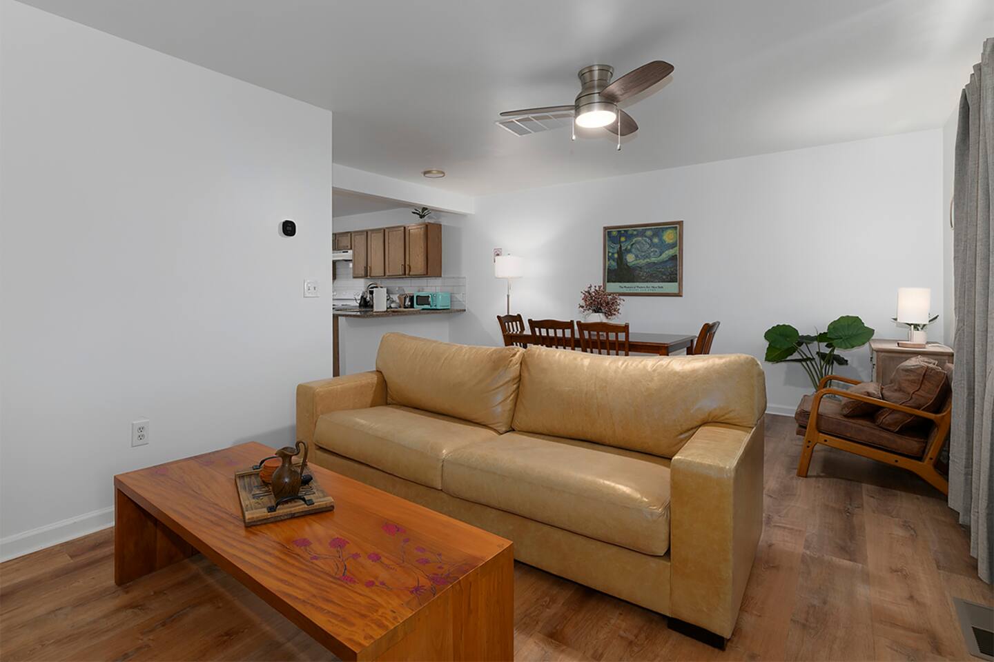 Spacious 3BR Getaway-3 King Beds