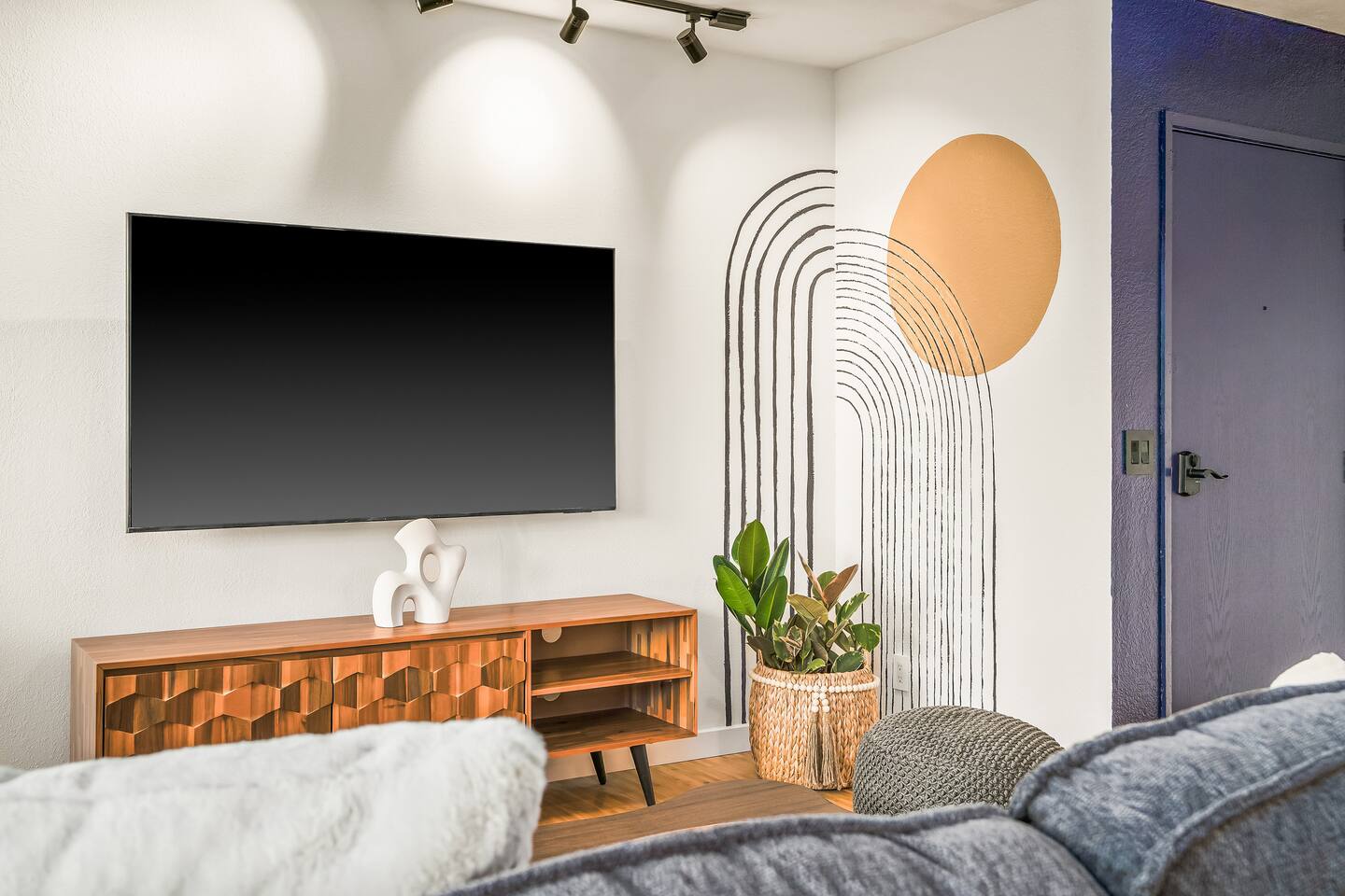 Luxury island vacation w/AC, Pool, Hot Tub